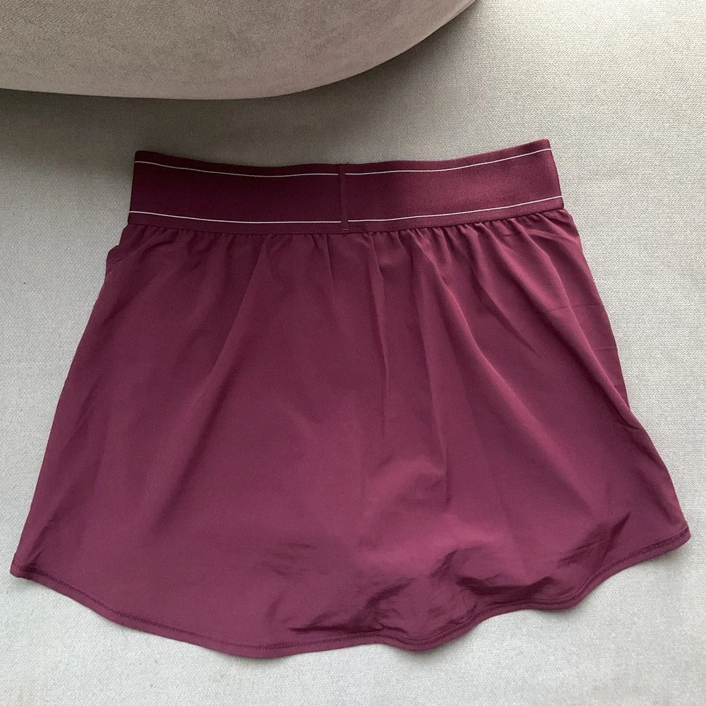 Alo Yoga Match Point Tennis Skirt Burgundy XS